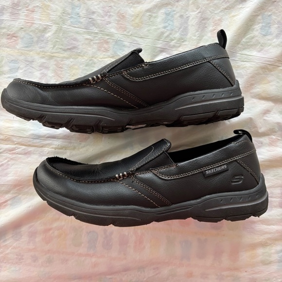 NWT Sketchers Relaxed Fit Harper-Forde Black Slip on Loafers memory foam SZ 9 main image 10
